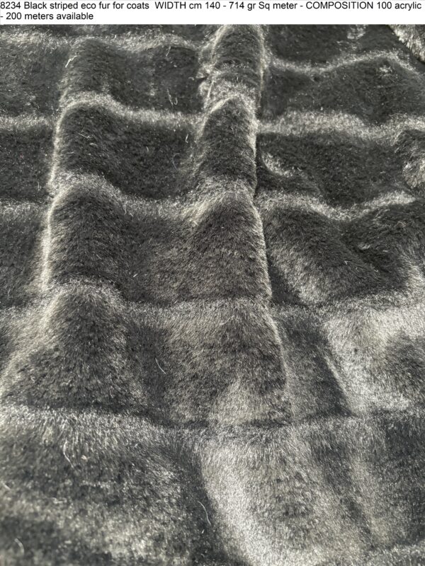 8234 Black striped eco fur for coats WIDTH cm 140 - 714 gr Sq meter - COMPOSITION 100 acrylic - 200 meters available